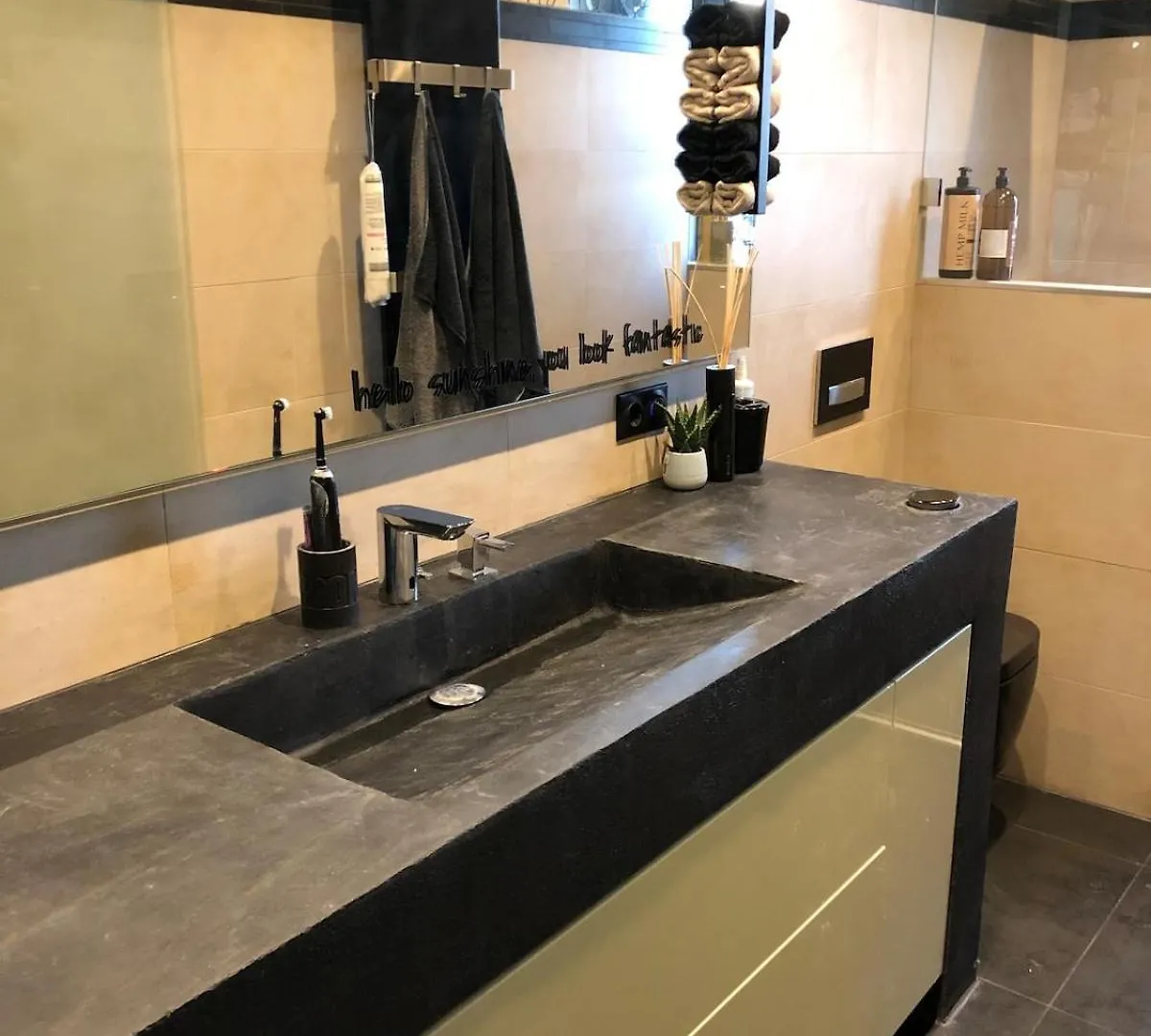 Luxury Loft With Rooftop & Jacuzzi In City Center Dusseldorf 0*,  Germany